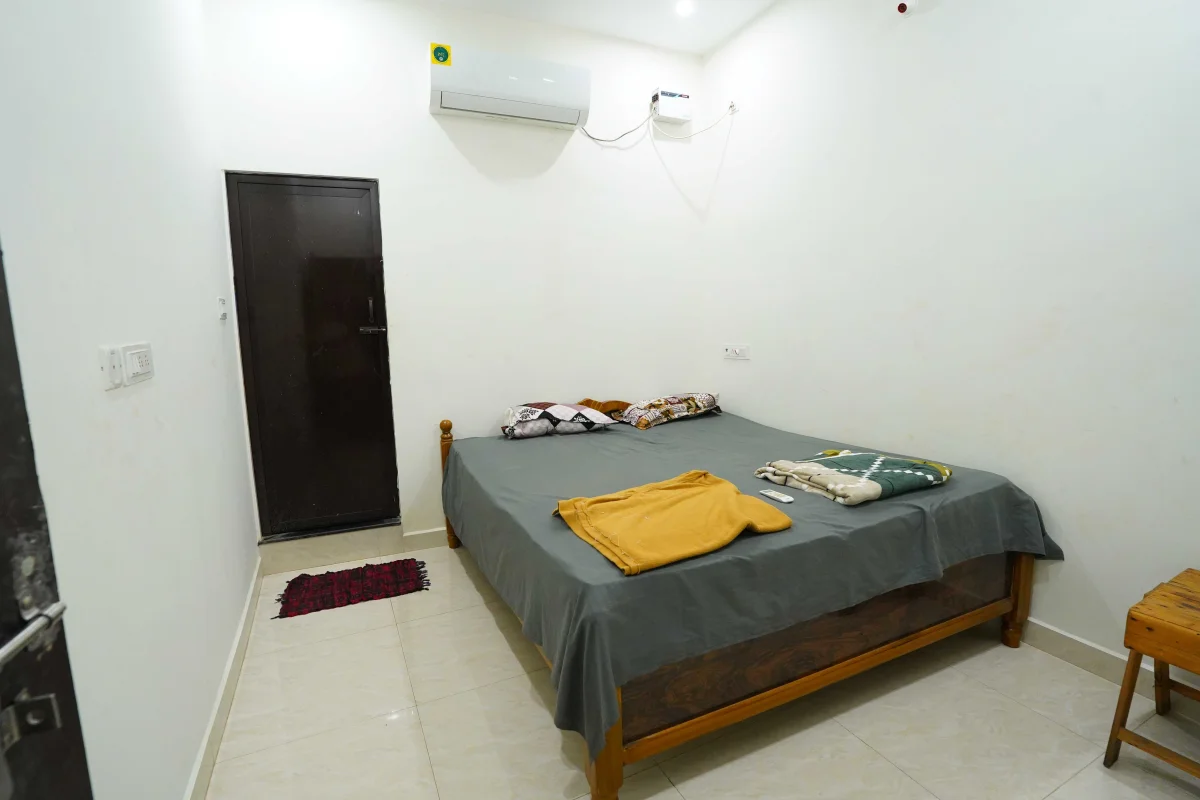 Room 1
